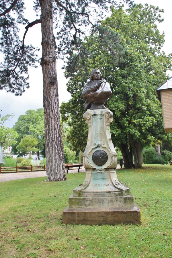 Photo Millau - la statue