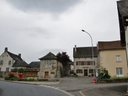 Photo paysage et monuments, Montézic - le village