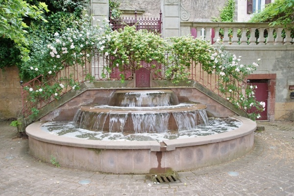 Photo Montlaur - la fontaine
