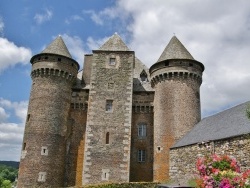 Photo paysage et monuments, Montpeyroux - le bouquet communes montpeyroux (12210) Aveyron le château