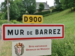 Photo paysage et monuments, Mur-de-Barrez - mur de barrez (12600)