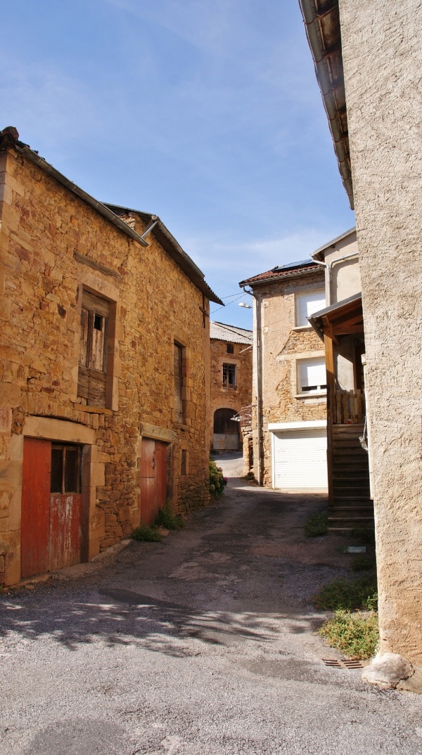 Photo Pousthomy - Le Village