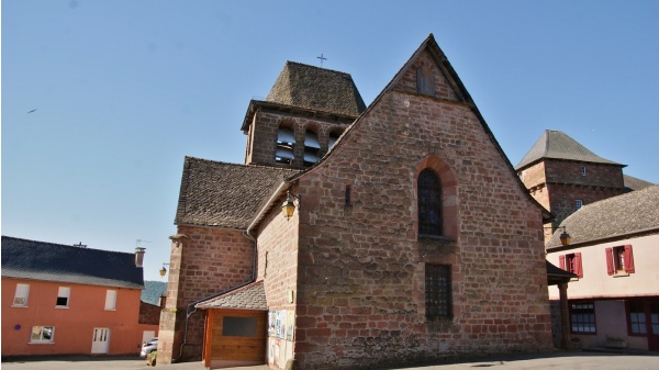 Photo Pruines - église  Saint Hilaire