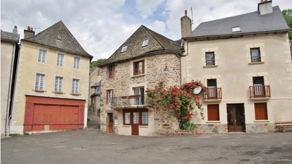 Photo Saint-Chély-d'Aubrac - le village