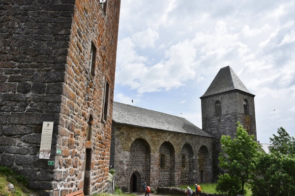 Photo Saint-Chély-d'Aubrac - église Notre Dame