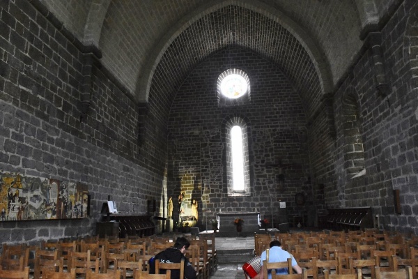 Photo Saint-Chély-d'Aubrac - église Notre Dame