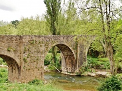 Photo paysage et monuments, Saint-Félix-de-Sorgues - Pont sur La sorgues