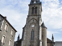 Photo paysage et monuments, Sainte-Geneviève-sur-Argence - église Sainte genevieve