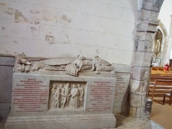 Photo paysage et monuments, Saint-Geniez-d'Olt - église St Geniez