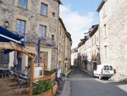 Photo paysage et monuments, Saint-Geniez-d'Olt - Le Village