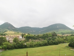 Photo paysage et monuments, Saint-Georges-de-Luzençon - la commune