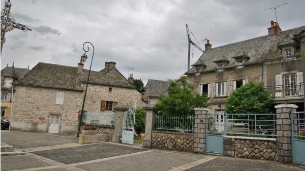 Photo Saint-Symphorien-de-Thénières - le village