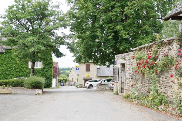 Photo Sébazac-Concourès - Le Village