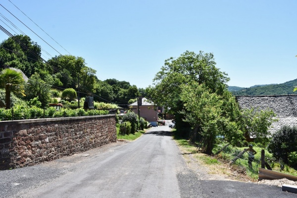 Photo Sébrazac - le village