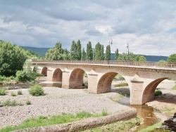 Photo paysage et monuments, Vabres-l'Abbaye - le pont