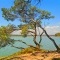 Prés d'Aix en Provence, le lac bleu (Bassin du Réaltor)