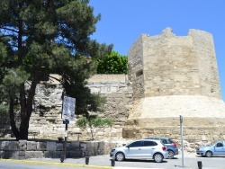 Photo paysage et monuments, Arles - la village