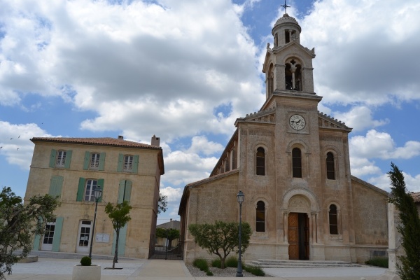 Photo Aureille - église Notre Dame