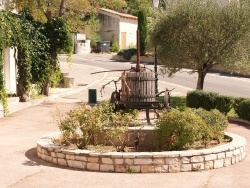 Photo paysage et monuments, Belcodène - le village