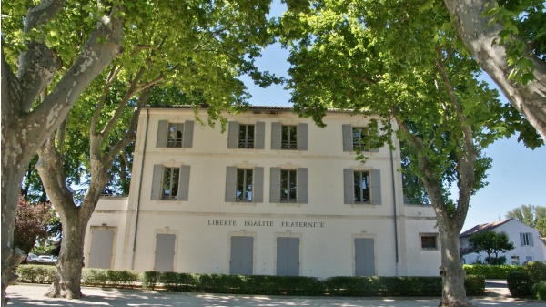 Photo Cabannes - la mairie