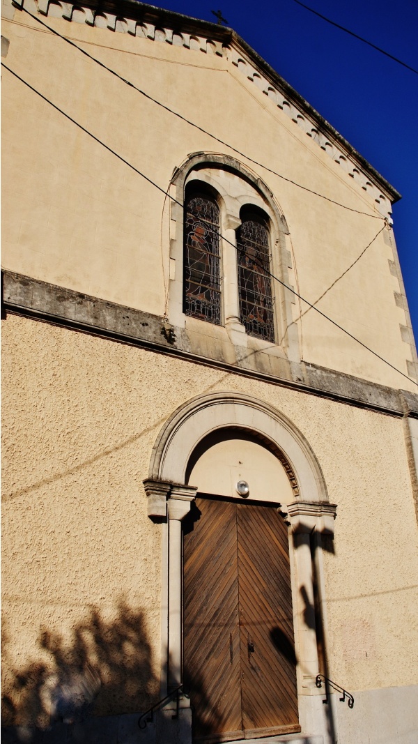 Photo La Destrousse - église saint Pierre