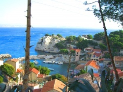 Photo paysage et monuments, Ensuès-la-Redonne - Le port de Niolon près de Marseille