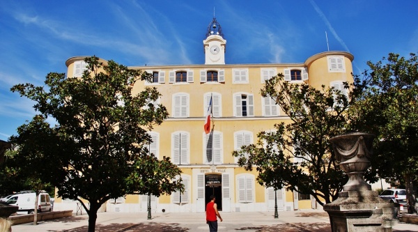 Photo Gémenos - La Mairie