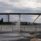 Photo Martigues - Le pont autoroutier et jet d'eau sur la pointe Sant Christ