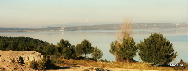 Photo Martigues - Figuerolles et vue sur l'étang de Berre