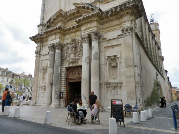 Photo Martigues - La Cathédrale de la Madeleine à l'Ile