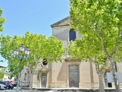 Photo paysage et monuments, Maussane-les-Alpilles - église sainte Croix