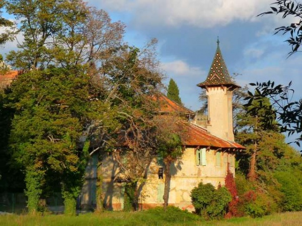 Photo Les Pennes-Mirabeau - La tour Maguit (privée)