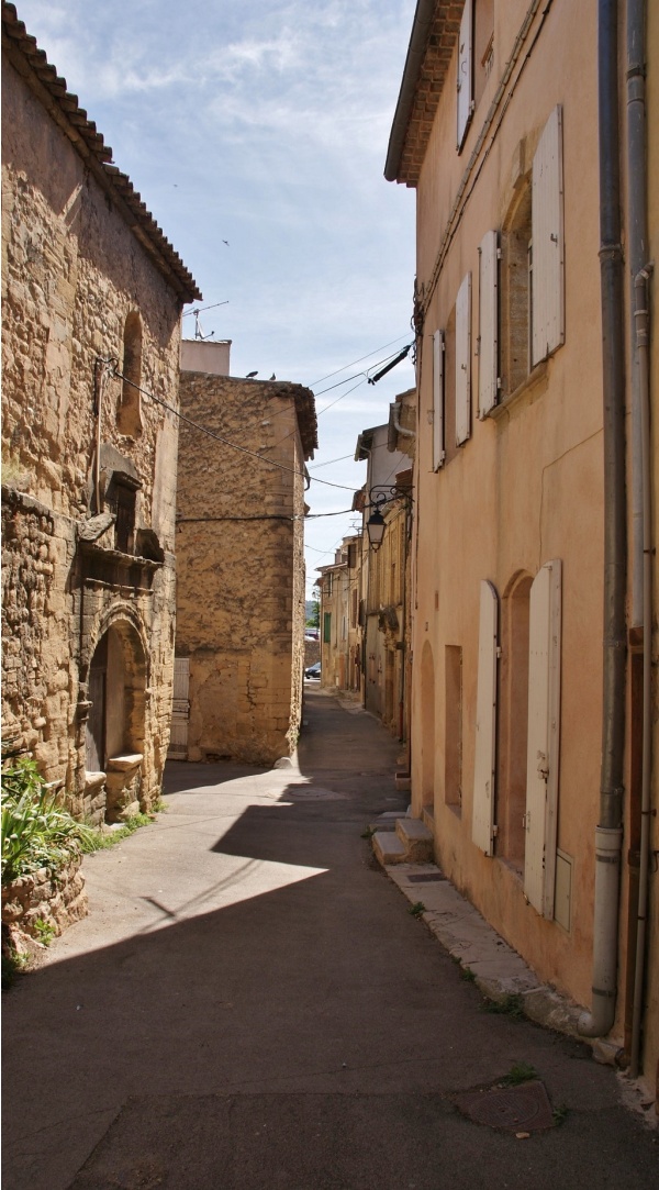 Photo Peyrolles-en-Provence - la commune