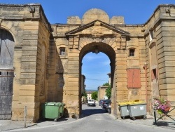 Photo paysage et monuments, Peyrolles-en-Provence - la commune