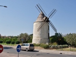 Photo paysage et monuments, Plan-de-Cuques - le moulin