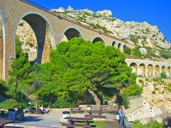 Photo paysage et monuments, Le Rove - Coin pique-nique au Rove (13)