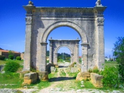 Photo paysage et monuments, Saint-Chamas - Le pont Flavien, pont Romain (1er siècle av JC)