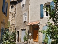 Photo paysage et monuments, Saint-Mitre-les-Remparts - la commune