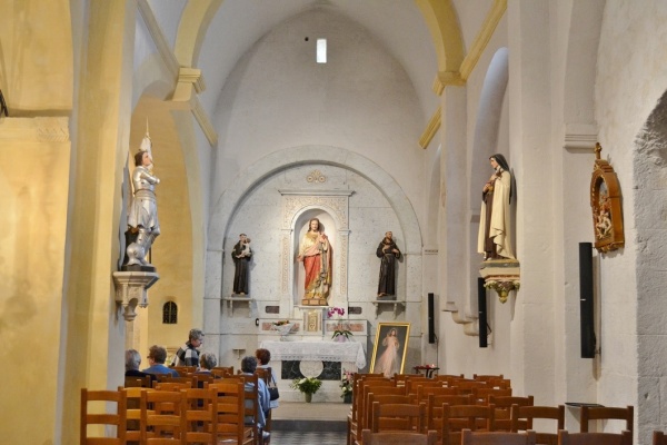 Photo Sénas - église saint Arnaud