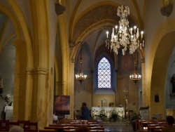 Photo paysage et monuments, Sénas - église saint Arnaud