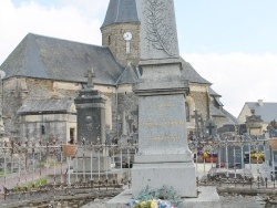 Photo paysage et monuments, Saint-Paul-du-Vernay - le monument aux morts