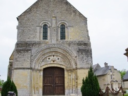 Photo paysage et monuments, Tour-en-Bessin - église saint Pierre