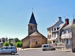Photo paysage et monuments, Ally - église saint Vincent