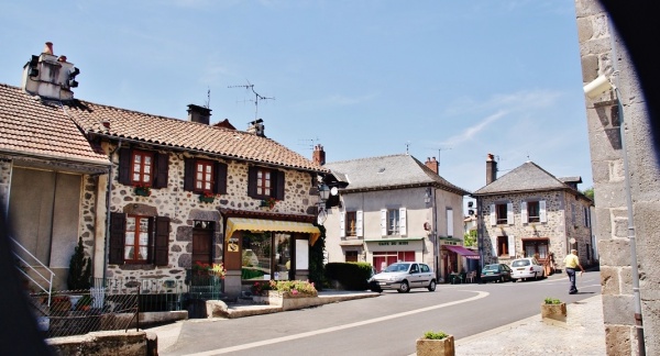 Photo Jussac - La Commune