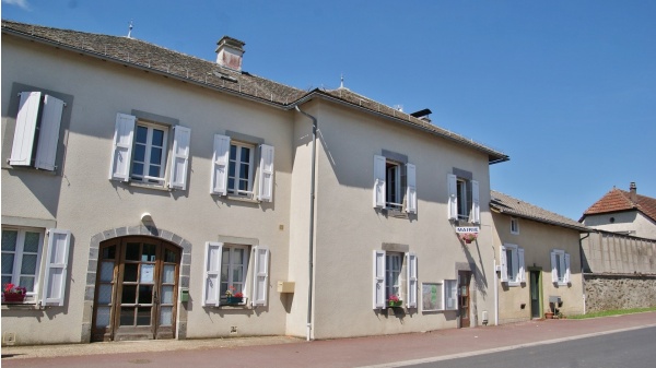 Photo Labrousse - la mairie