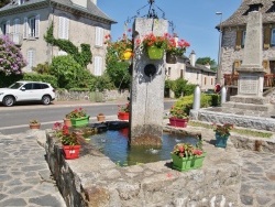 Photo paysage et monuments, Labrousse - la fontaine