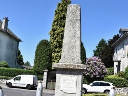 Photo paysage et monuments, Labrousse - le monument aux morts