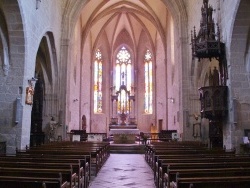 Photo paysage et monuments, Laroquebrou - église saint Martin