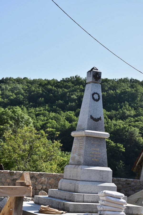 Photo Leucamp - le monument aux morts