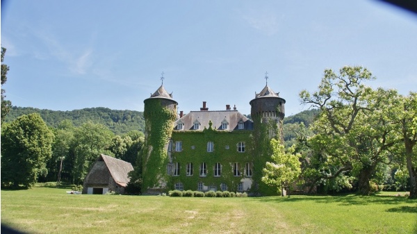 Photo Marmanhac - le château de sedaiges